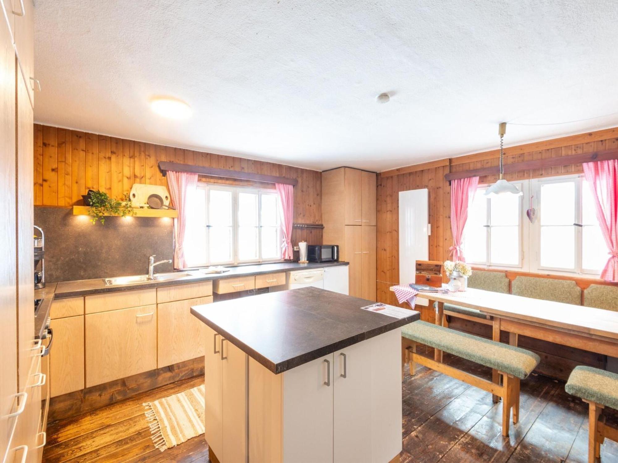 Neukirchen am Großvenediger Rustic Farmhouse With Sauna In Bramberg מראה חיצוני תמונה